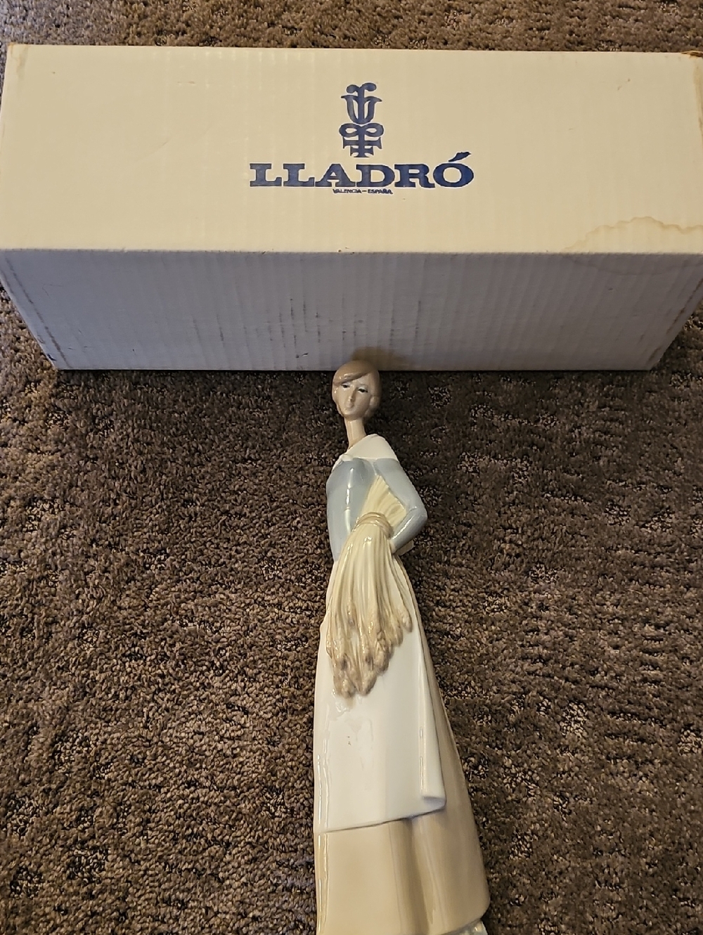 Lladró Porcelain Figurine Woman in Soft Blue and Cream